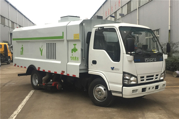 五十鈴3360型吸塵車(chē)-5方吸塵車(chē) 五十鈴3360型吸塵車(chē)-5方吸塵車(chē)