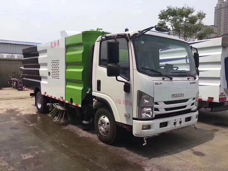 慶鈴五十鈴洗掃車(chē)-8方洗掃車(chē) 慶鈴五十鈴洗掃車(chē)-8方洗掃車(chē)